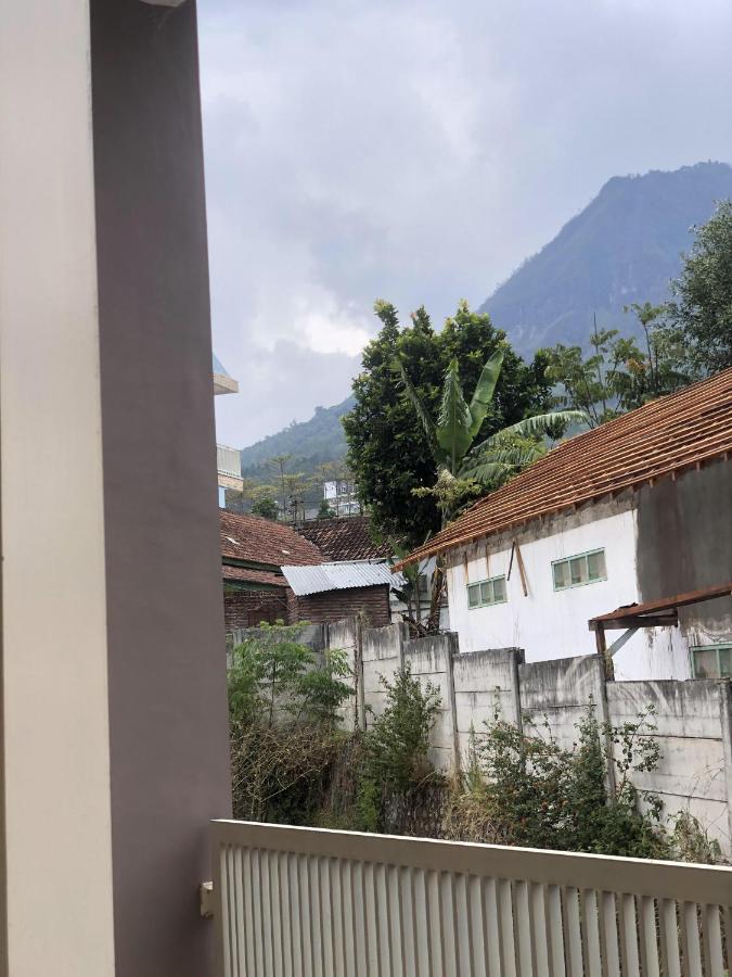 Villa Kusuma Hill A8 Batu (East Java) Exterior photo