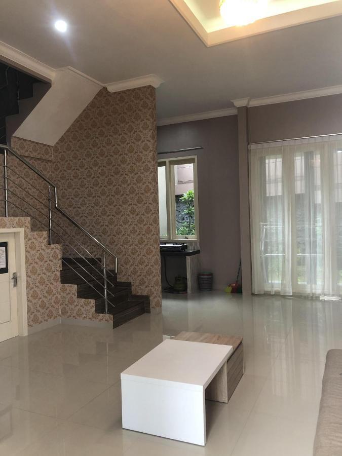 Villa Kusuma Hill A8 Batu (East Java) Exterior photo